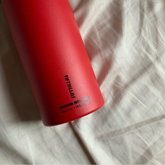 FIFTY / FIFTY Double Wall Vacuum Insulated Water Bottle with Wide Mouth - Picture 6 of 7